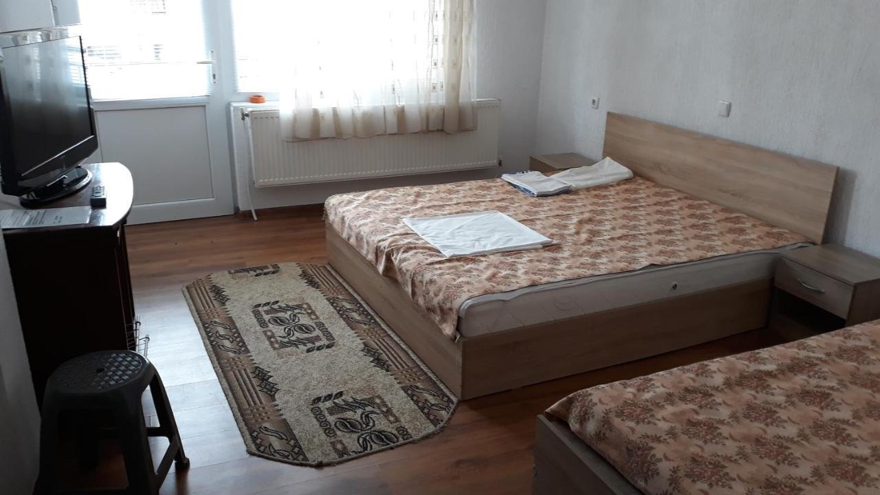 Вила Багрянови Dospat Exterior photo
